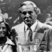 The winning 1974 Australian Fed Cup Team (l to r): Janet Young, Dianne Fromholtz, Vic Edwards (Manager) and Evonne Goolagong. AP