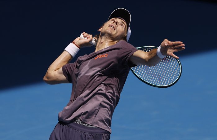 Alex-de-Minaur-practice Alex-de-Minaur-practice