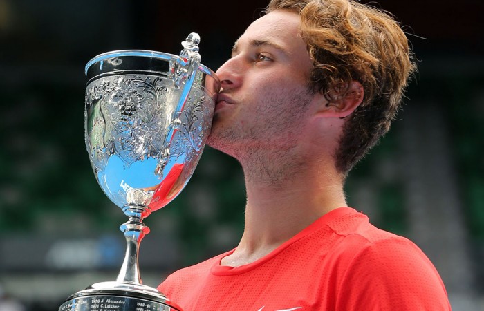 Oliver Anderson claims boys' singles title Oliver Anderson claims boys' singles title