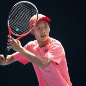 Derek Pham in action during the 14/u Australian Championships semifinals at Melbourne Park (photo: Elizabeth Xue Bai)