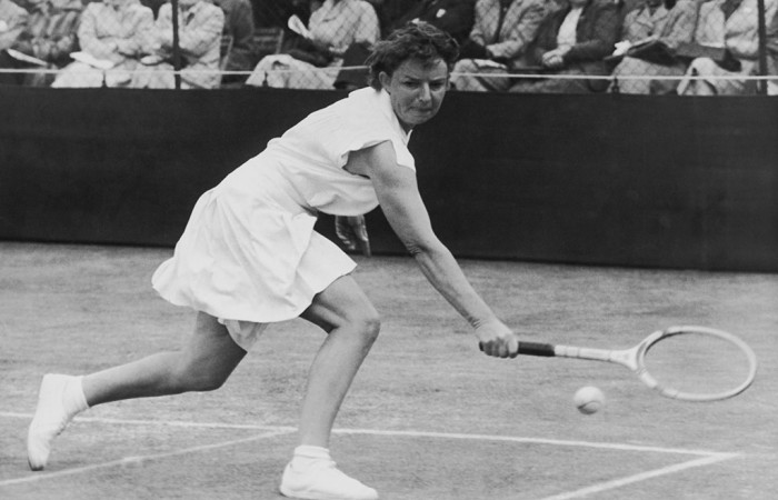 Australia's Thelma Coyne Long competes against Maureen Connolly of the USA in the semifinal of the Women's Singles in the Surrey Championships at Surbiton, Surrey, UK on 29 May 1952; Douglas Miller/Keystone/Hulton Archive/Getty Images Australia's Thelma Coyne Long competes against Maureen Connolly of the USA in the semifinal of the Women's Singles in the Surrey Championships at Surbiton, Surrey, UK on 29 May 1952; Douglas Miller/Keystone/Hulton Archive/Getty Images